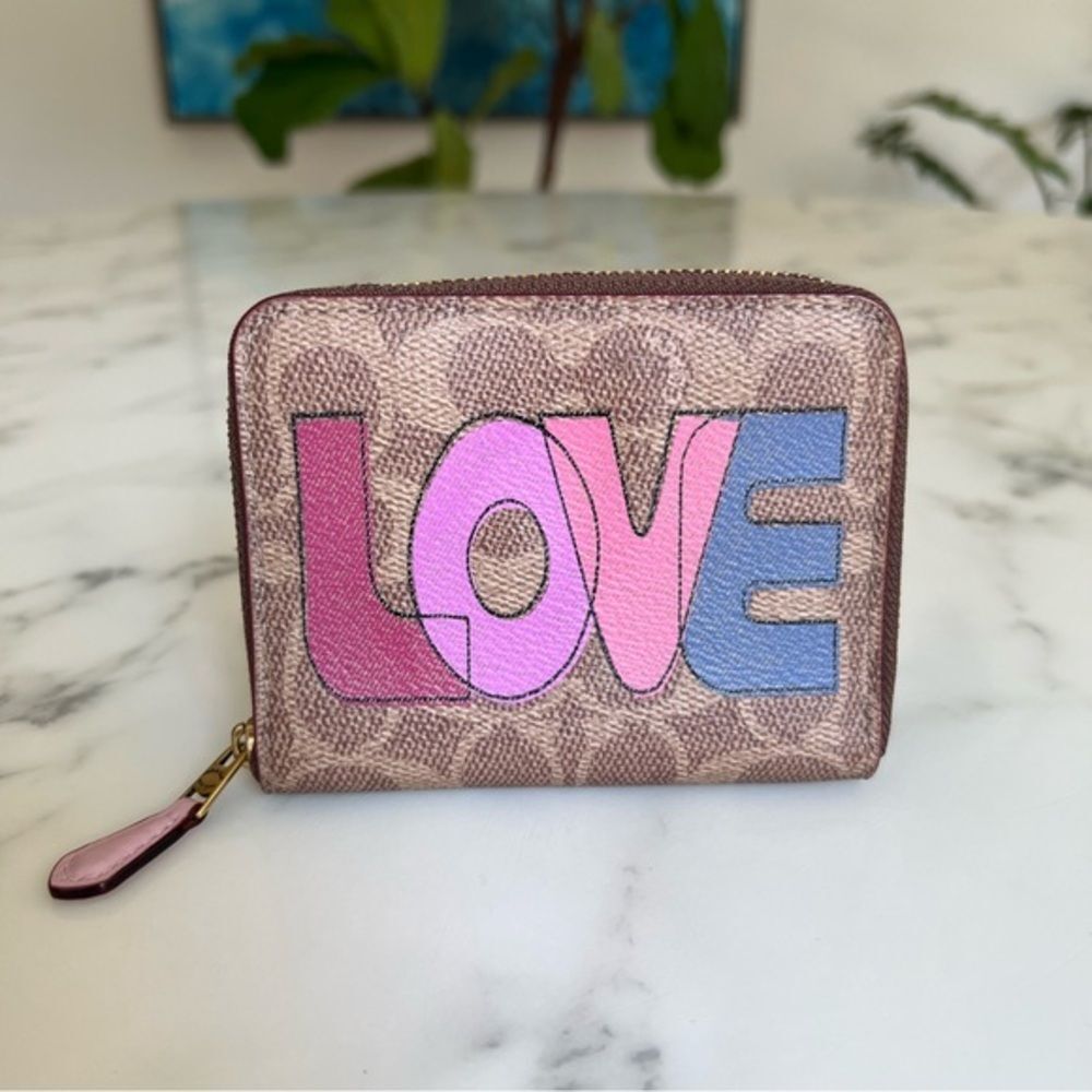 COACH Small Zip Around Wallet In Signature Canvas With Love Print 89564 Khaki
